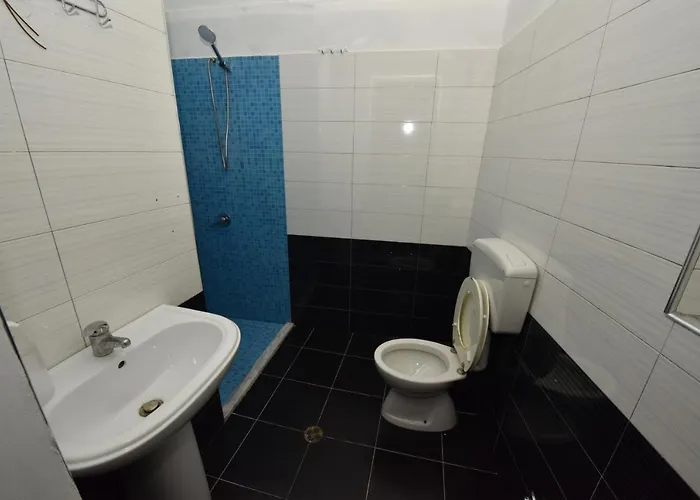 بيت شباب Kultura شكودر